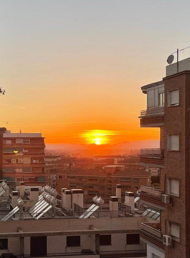 Precioso Apartamento. Buenas Vistas Y Tranquilidad Apartment Гранада Екстериор снимка